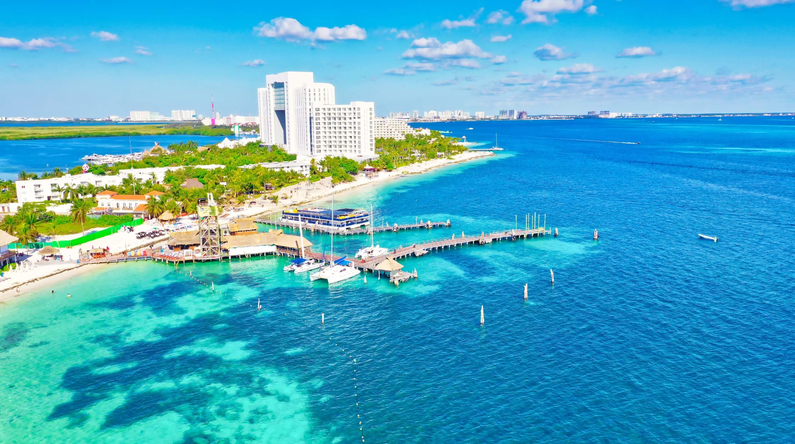 es bueno viajar en agosto a cancun
