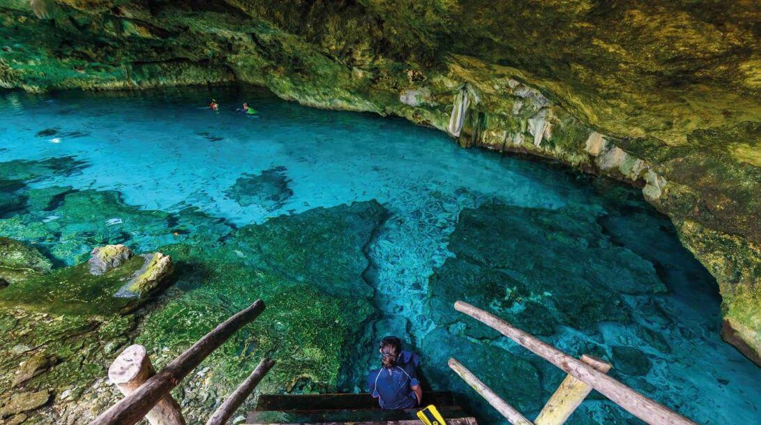Cenote Dos Ojos - Riviera Maya